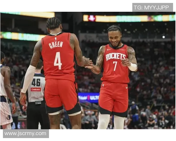 火箭与雷霆季后赛经典重播回顾精彩瞬间与战术分析